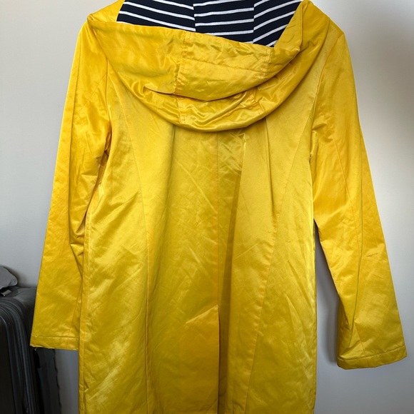 NWT Banana Republic Rain Jacket w Hood and Pockets - Picture 6 of 10